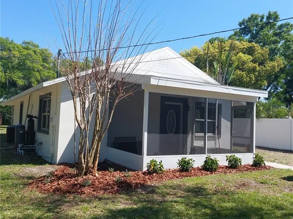 16810 Whirley Rd, Lutz, FL 33558