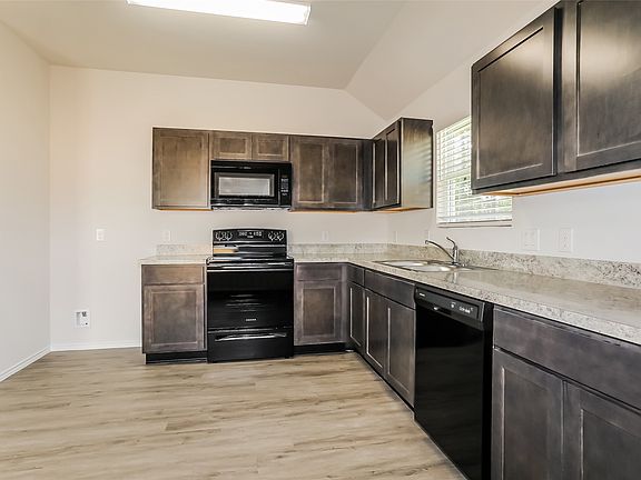 2nd image of 220 Pronghorn Dr #220