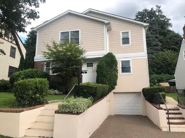 76 Oakland Avenue, Tuckahoe, NY 10707
