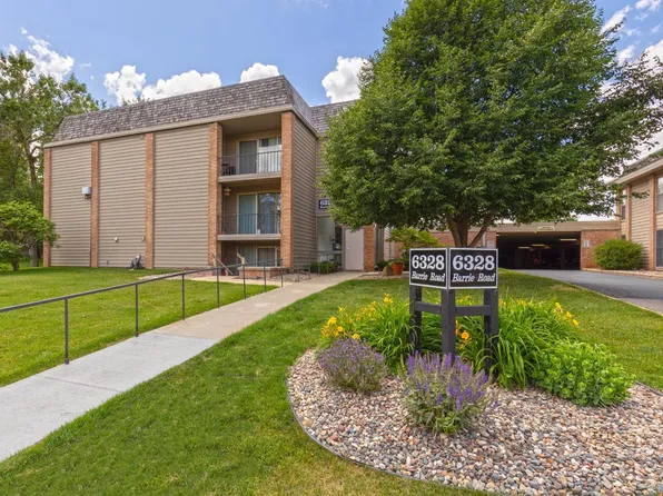6328 Barrie Rd APT 3K, Edina, MN 55435