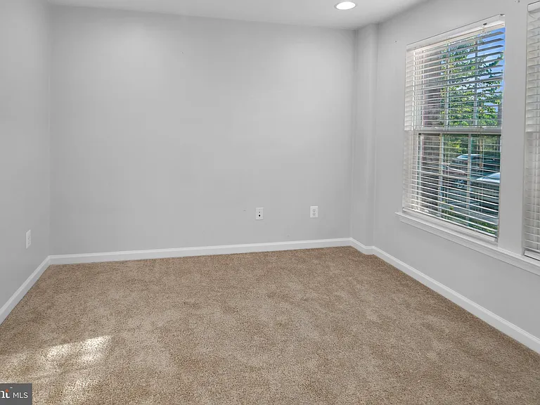9611 Atterbury Ln — Photo 2