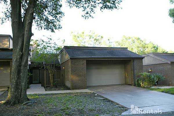 1st image of 102 Cedar Point Ln