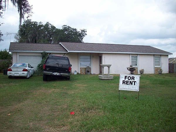 1st image of 8155 Shadywood Ct