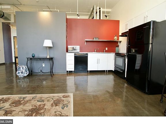5th image of 500 Robert St #310