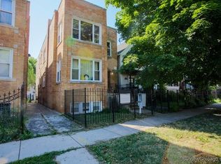 3063 N Gresham Ave, Chicago, IL 60618