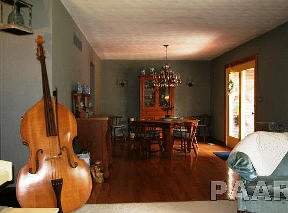 2nd image of 206 Brandy Dr