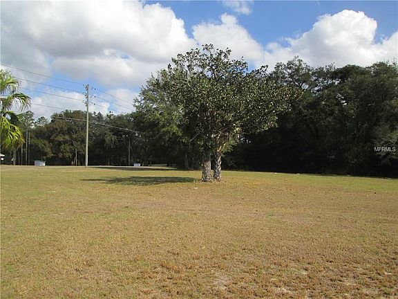 4th image of 4411 N Orange Blossom Trl