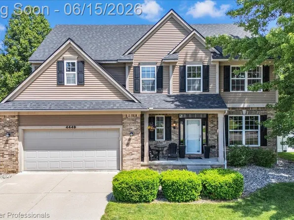 4449 Daniel Dr, Grand Blanc, MI 48439