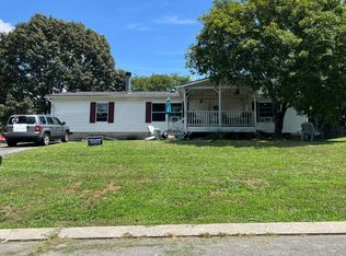 379 Appaloosa Dr, Tunnel Hill, GA 30755