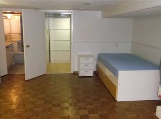 1135 Dufferin St, Toronto, ON M6H4B7