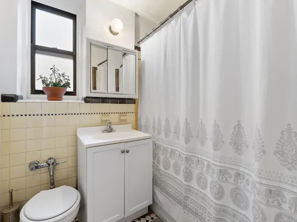 95 Park Terrace East 3B image 7 of 8