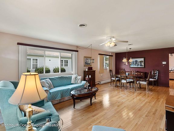 3rd image of 186 Liberta Drive