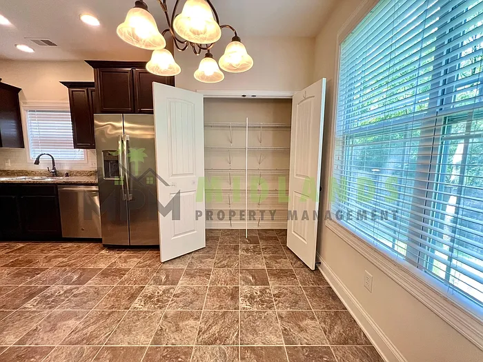 248 Cherokee Pond Ct — Photo 10