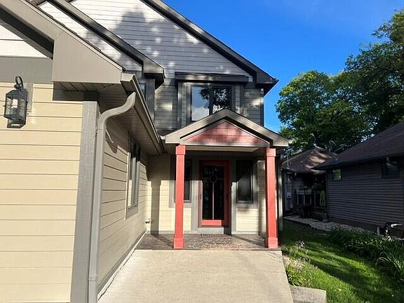 3rd image of 7325 W Wind Lake ROAD
