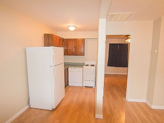 2nd image of 3605 Hereford St