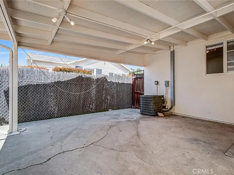 712 W Longden Ave — Photo 23