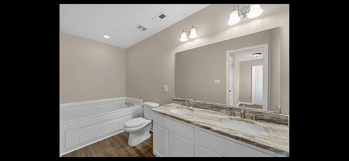106 Cloverbrook Dr — Photo 3