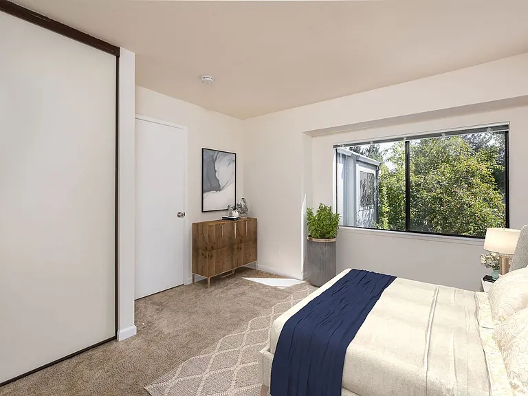 422 Occidental Cir — Photo 14