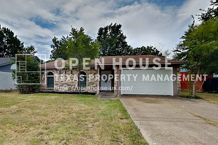804 Rolling Ridge Dr