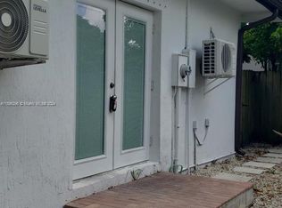 11801 SW 180th St #1, Miami, FL 33177