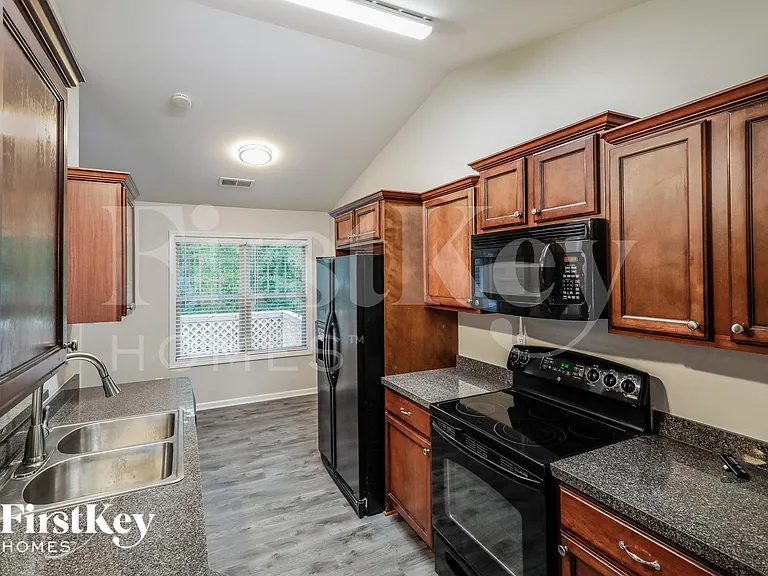 1923 Paynes Point — Photo 6