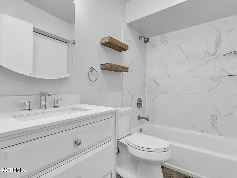 803 Wellington Pl — Photo 7