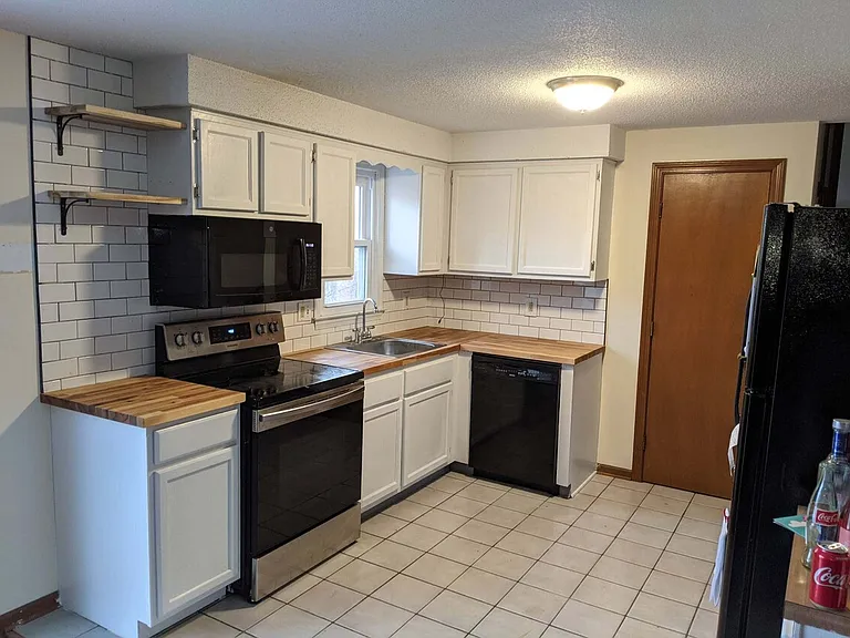 33 Greenes Ridge Rd — Photo 1