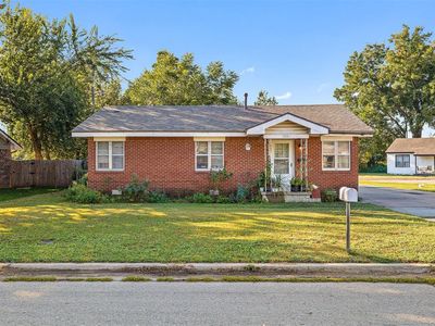 1008 E Woodson St, El Reno, OK, 73036