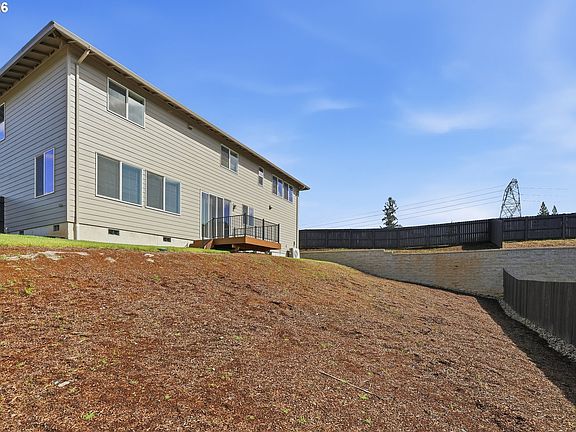 4th image of 3623 NE 169th Way