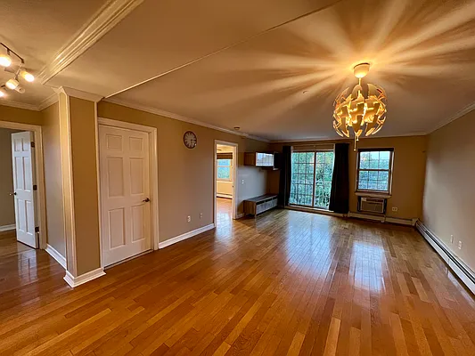 Rented by Nest Seekers International | media 10
