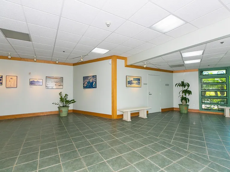 215 N King St #1803 — Photo 25