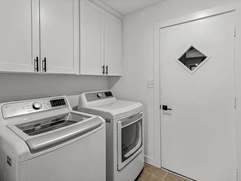 Laundry Room Cabinet