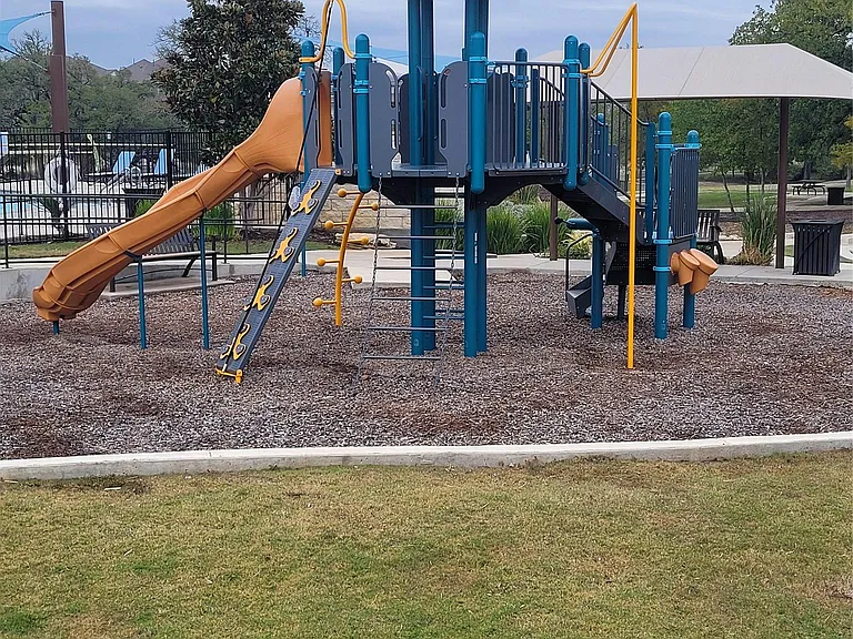 120 Free Stone Dr — Photo 31