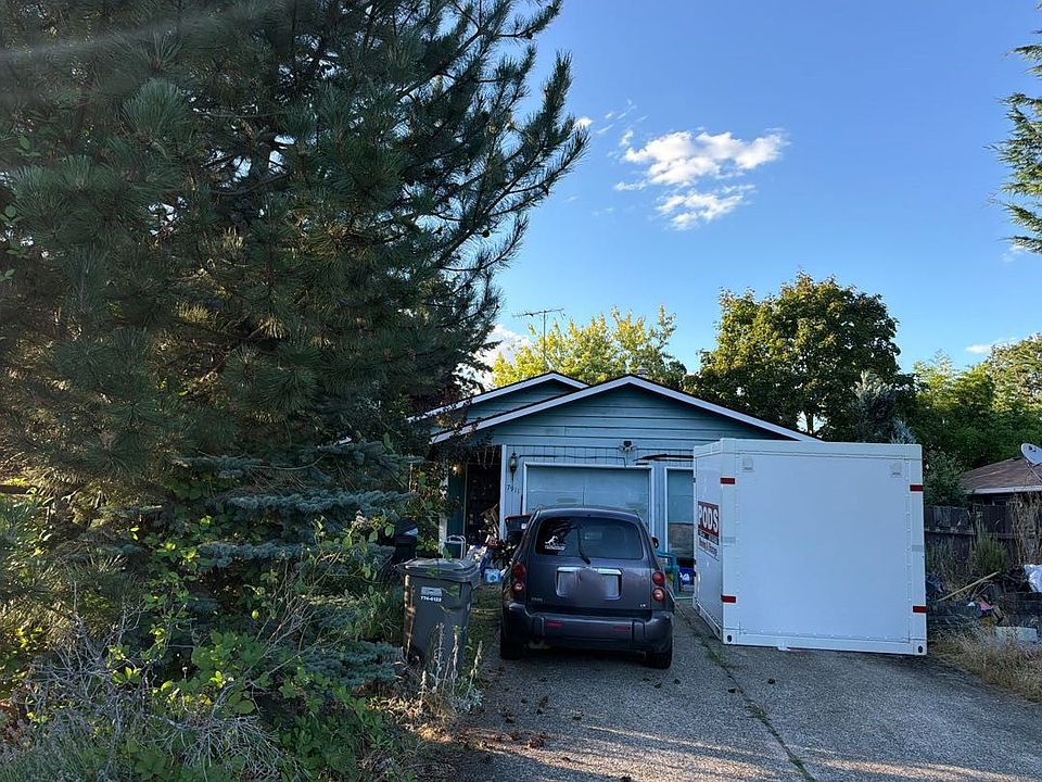 2nd image of 7911 SE 76th Pl