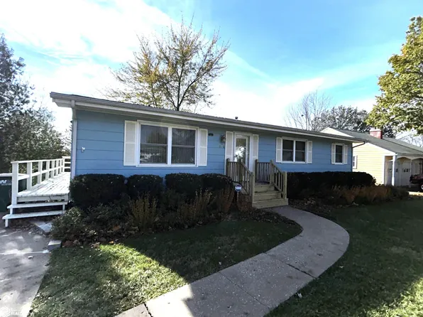 406 E Buchanan Ave S, Fairfield, IA 52556