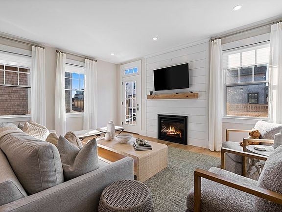 5th image of 6 Indigo Dr #6