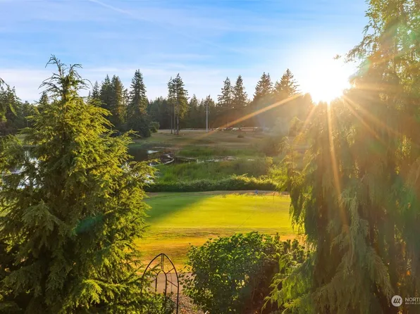 344 E Fairway Drive, Allyn, WA 98524
