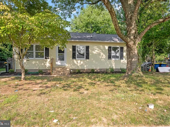 75 N Fairfield Dr, Smyrna, DE 19977