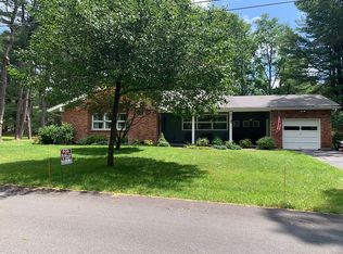 5 Elm St, Red Hook, NY 12571