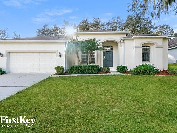 2nd image of 4519 Oak River Cir