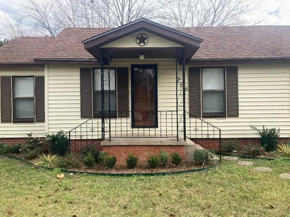 206 Mae Dr, Marshall, TX 75672