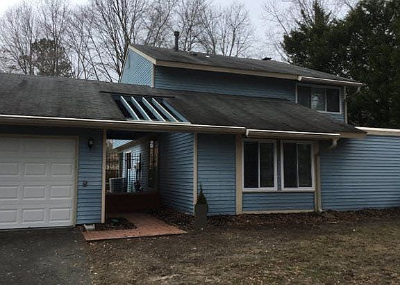 4th image of 8703 Monmouth Dr