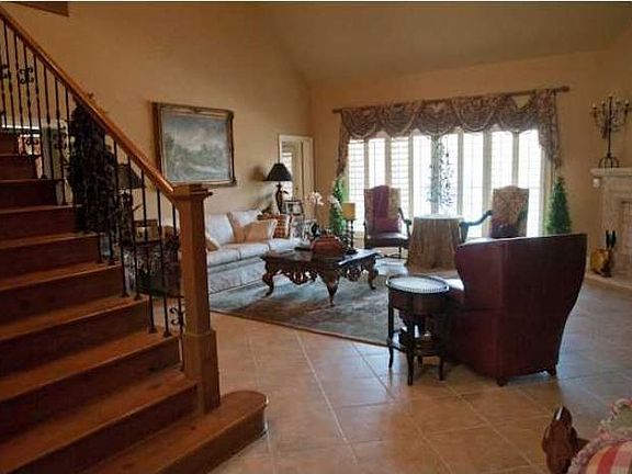 4th image of 8400 Timber Creek Dr