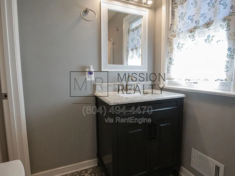 1107 Ironington Rd — Photo 15