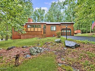 4133 Sycamore Ln, East Stroudsburg, PA