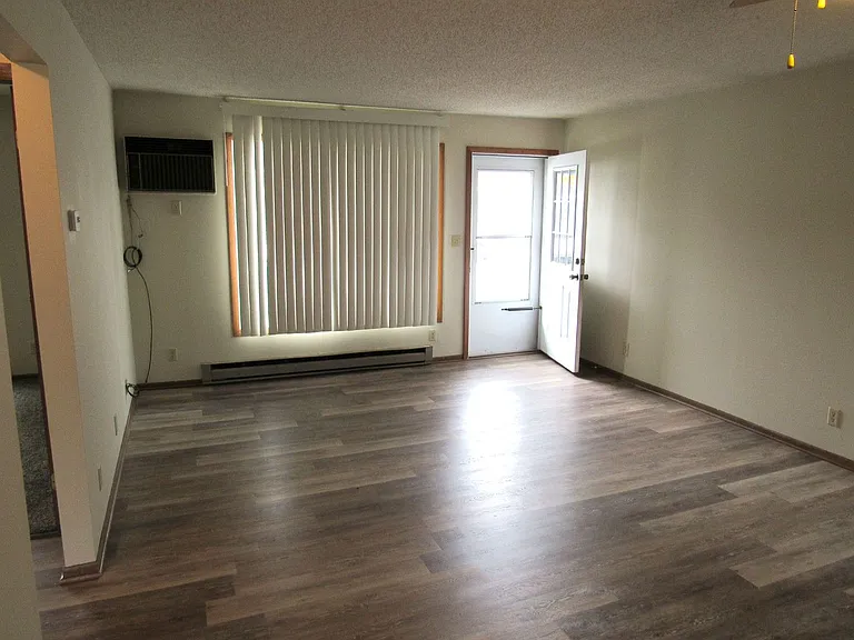 2601 55th St NW — Photo 8