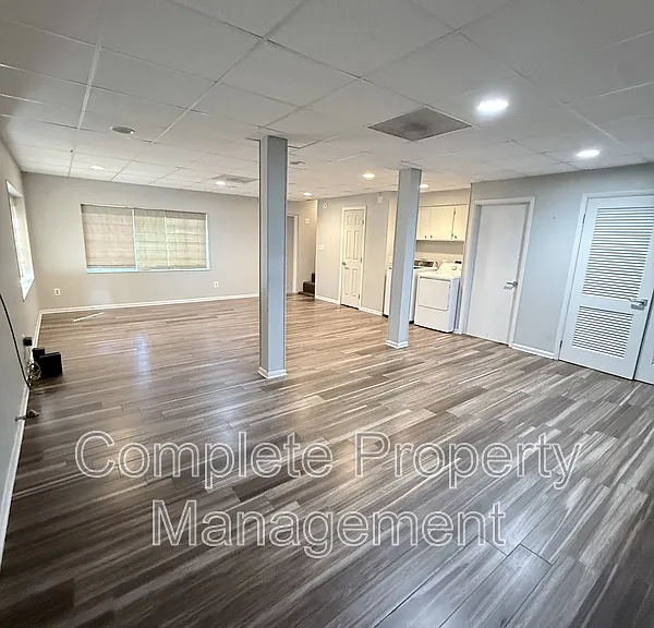 3153 Woodhaven Dr — Photo 11
