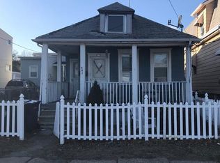 683 Penn St, Perth Amboy, NJ 08861