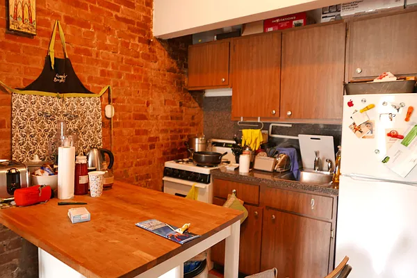 Rented by JK Dansar Corp | media 11