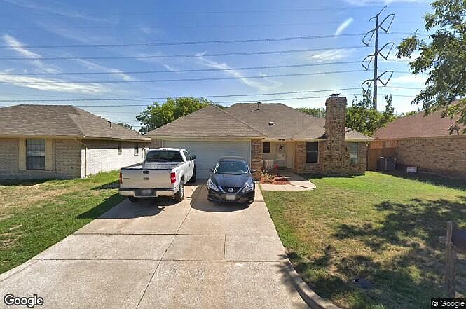 1st image of 802 Xavier Dr